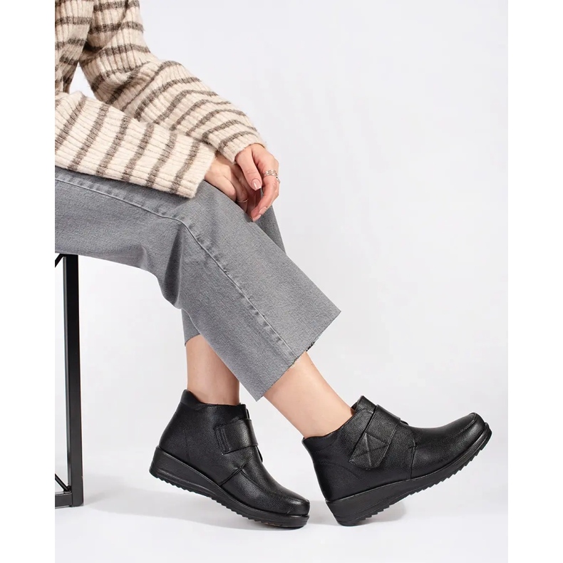 Botas cuña mujer aislantes negras negro 2