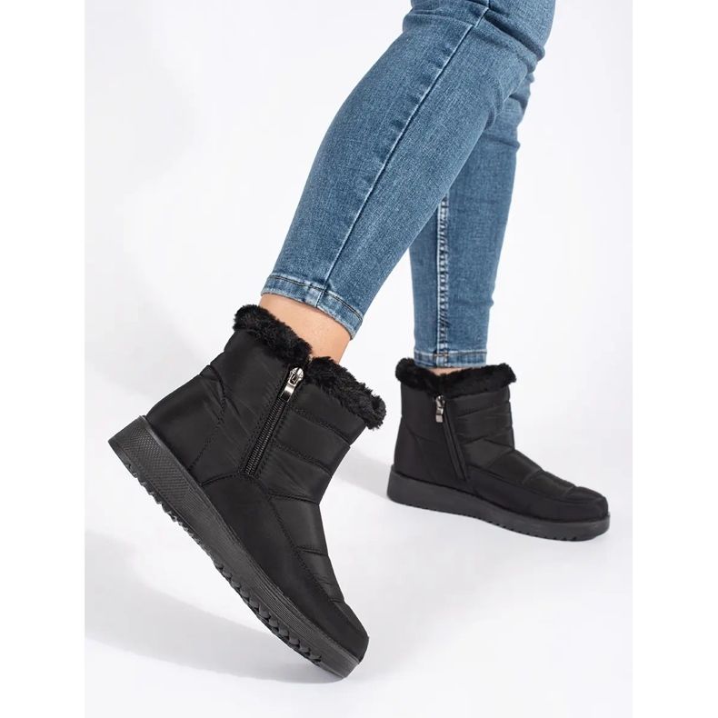 Botas de nieve ligeras de mujer en color negro 1 Botas de nieve ligeras de mujer en color negro 1