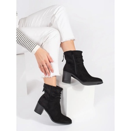 Botines de mujer de ante negro con volantes en la parte superior 1 Botines de mujer de ante negro con volantes en la parte superior 1