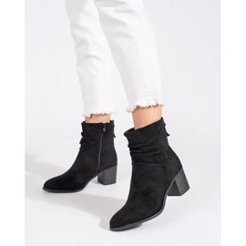 Botines de mujer de ante negro con volantes en la parte superior 2 Botines de mujer de ante negro con volantes en la parte superior 2