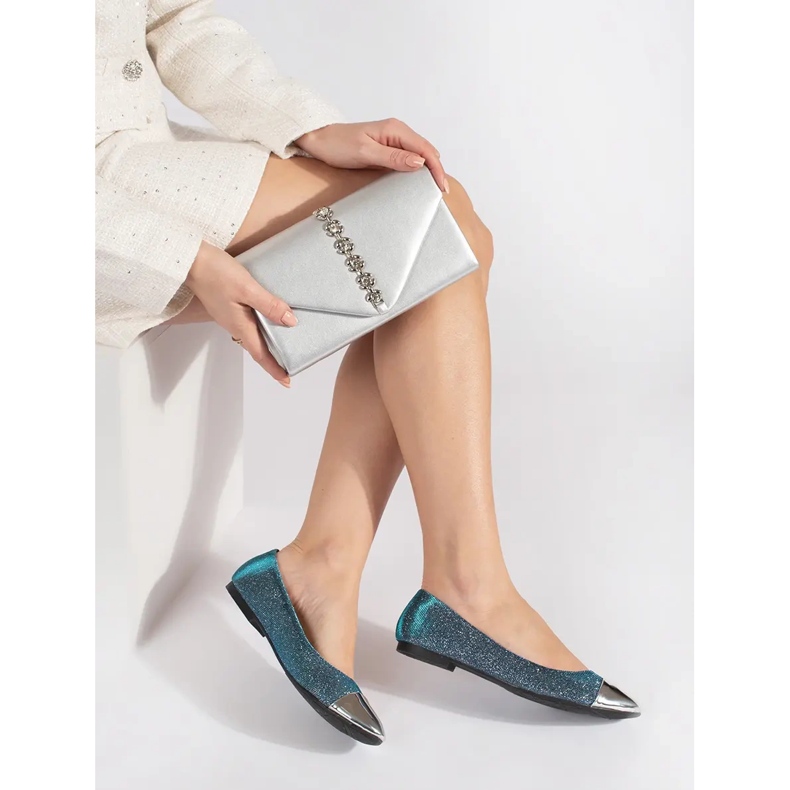 Bailarinas azules brillantes con puntera plateada. 1