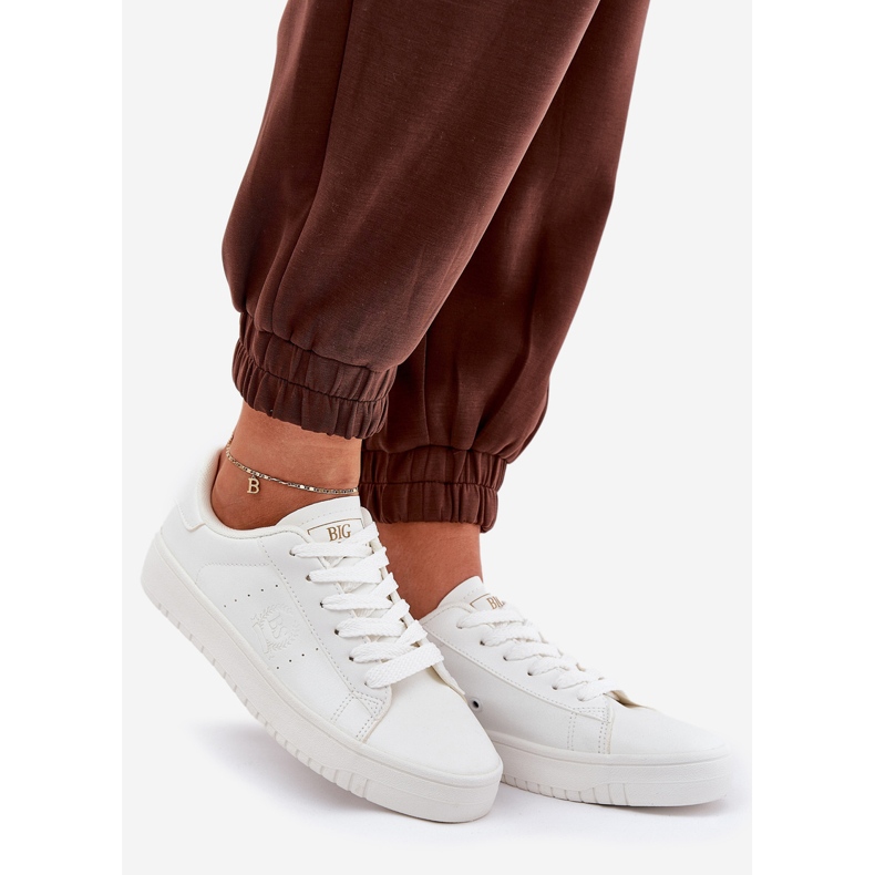 Zapatillas de deporte para mujeres bajas con cuero ecológico Big Star nn274577 White blanco 1 Zapatillas de deporte para mujeres bajas con cuero ecológico Big Star nn274577 White blanco 1