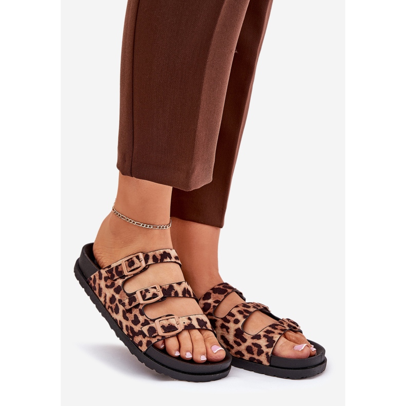 Chanclas para mujeres con rayas y hebilla con estampado de leopardo marrón 1