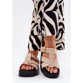 Flip Flip Flip Flip en la plataforma con rayas y abrazadera beige 3