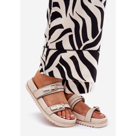 Zapatillas para mujeres suaves en la plataforma con rayas y abrazaderas beige ligero 1 Zapatillas para mujeres suaves en la plataforma con rayas y abrazaderas beige ligero 1