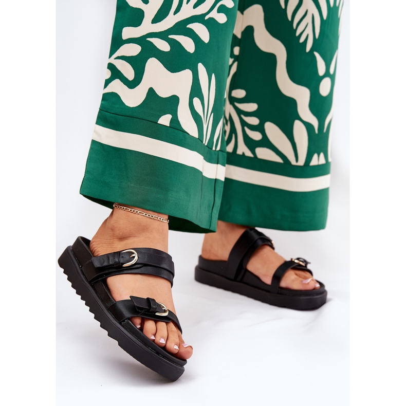 Flip Flip Flip Flip en la plataforma con abrazaderas doradas negras negro 2 Flip Flip Flip Flip en la plataforma con abrazaderas doradas negras negro 2