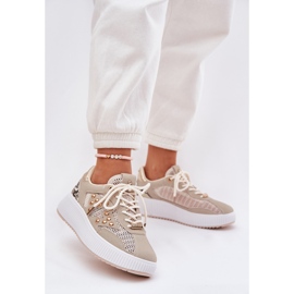Zapatos deportivos femeninos con tachuelas de malla y beige 2