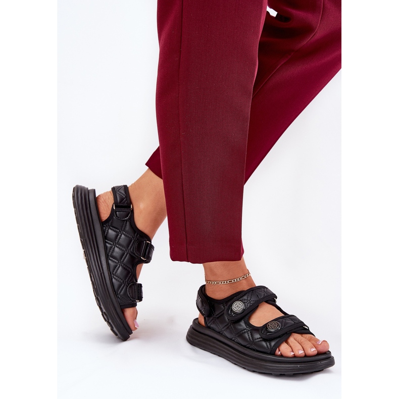 Sandalias para mujeres con detalles decorativos de velcro negro 2 Sandalias para mujeres con detalles decorativos de velcro negro 2