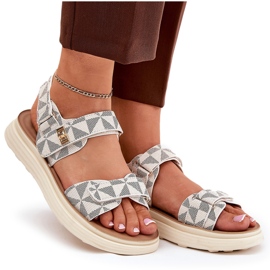 Sandalias de material para mujeres en la plataforma beige 8