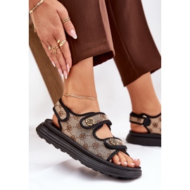 Sandalias de material estampado para mujeres con detalles dorados beige-negros 7