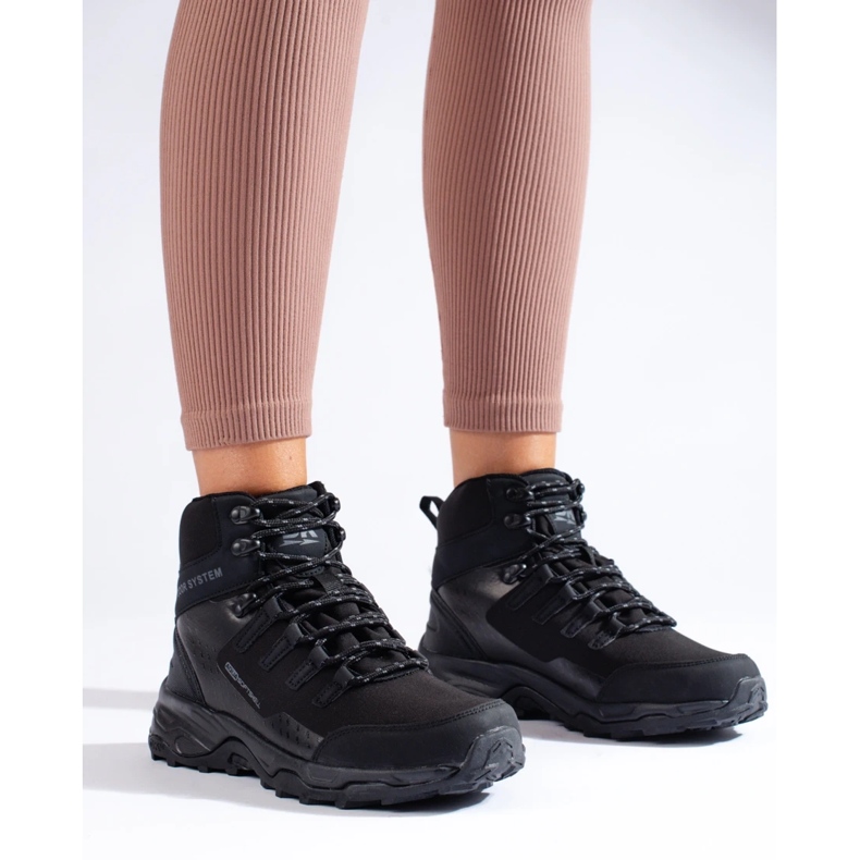 Cómodas zapatillas de trekking de mujer con pala alta DK negro 2