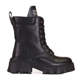 Botas de trabajo con cordones y protector. negro 3