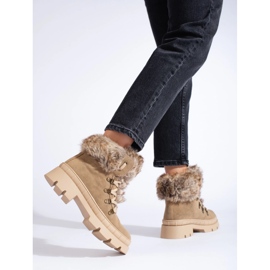 Botas de mujer marrones con pelo. beige 3