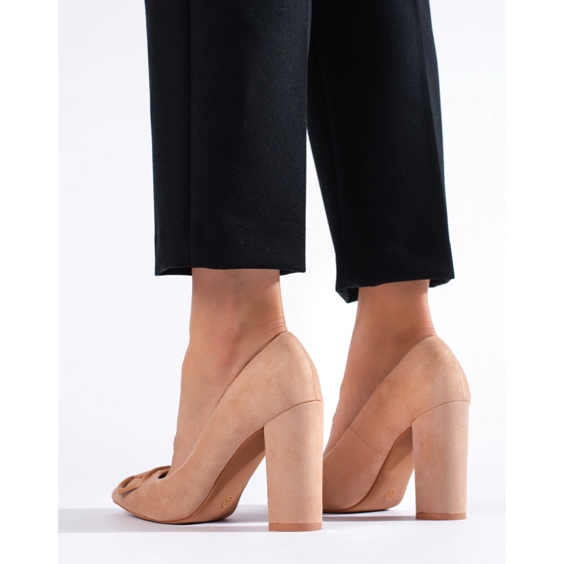 Salones de mujer Vinceza ante beige 2 Salones de mujer Vinceza ante beige 2