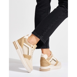 Deportivas de mujer beige con cuña oculta. 2