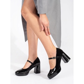 Seastar Zapatos de mujer de charol negro con tacón y hebilla. 2