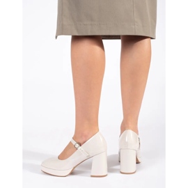 Seastar Zapatos mujer charol beige con tacón y hebilla 2 Seastar Zapatos mujer charol beige con tacón y hebilla 2