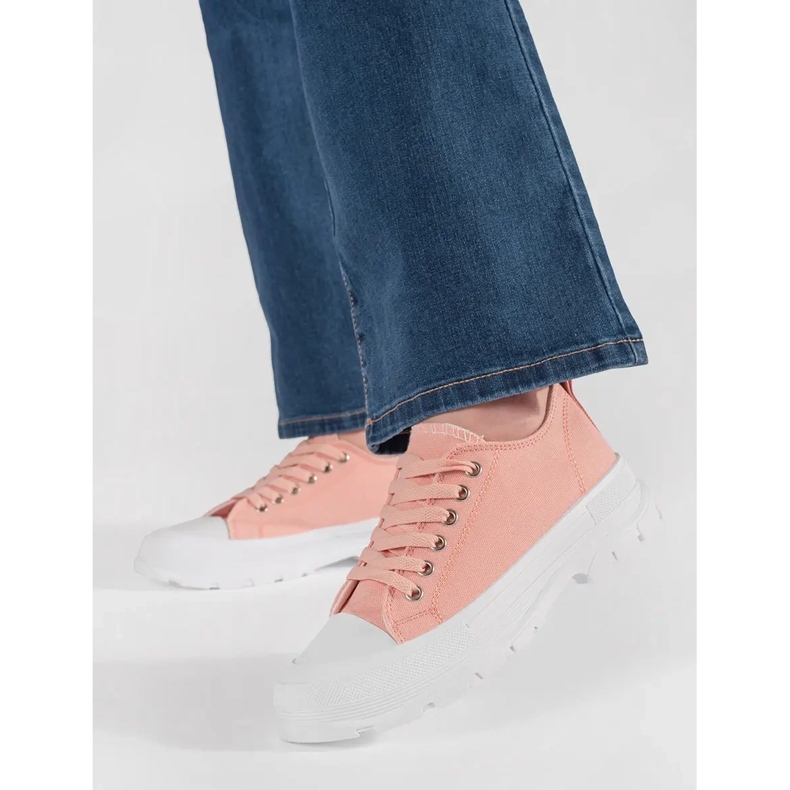 Zapatillas clásicas en la plataforma rosa claro 1