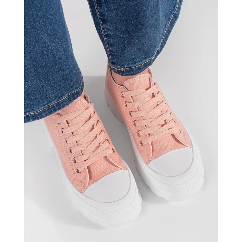 Zapatillas clásicas en la plataforma rosa claro rosado 2