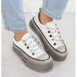 Zapatillas de deporte de cuero en la plataforma White Goe NN2N4054 blanco 3