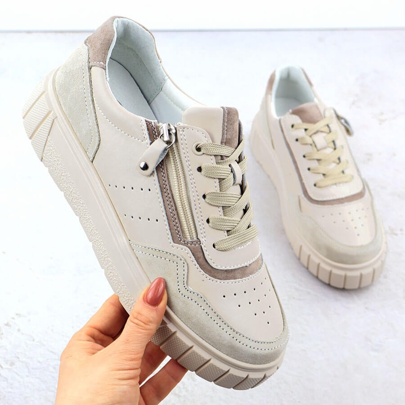 Zapatillas de deporte de cuero en la plataforma beige Filippo DP6862 1