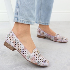 Zapatos para mujeres de tacón bajo con flores M. Daszyński SA222-3 multicolor 2