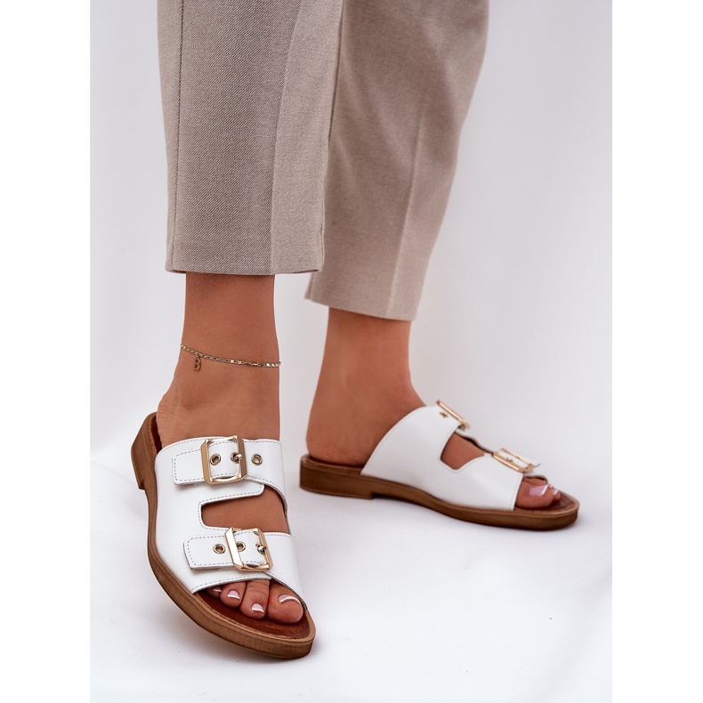 Chanclas planas de cuero con hebillas blancas Zazoo 3020 blanco 2