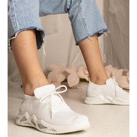 Zapatillas blancas para mujeres con una parte superior de SOCKING blanco 1 Zapatillas blancas para mujeres con una parte superior de SOCKING blanco 1