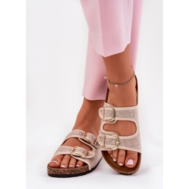 Material de mujeres chanclas en una plataforma de corcho con hebillas beige 3