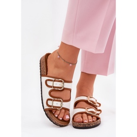 Material de mujeres chanclas en una plataforma de corcho con hebillas blancas blanco 2