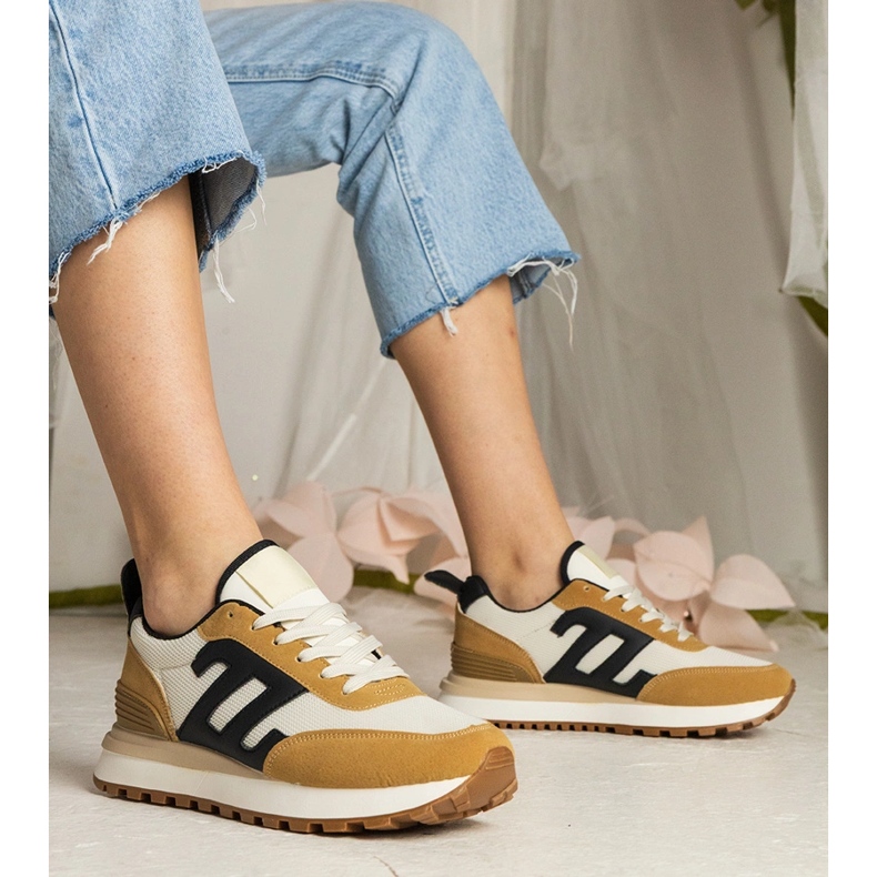 Zapatillas deportivas de mujer marrones marrón 1