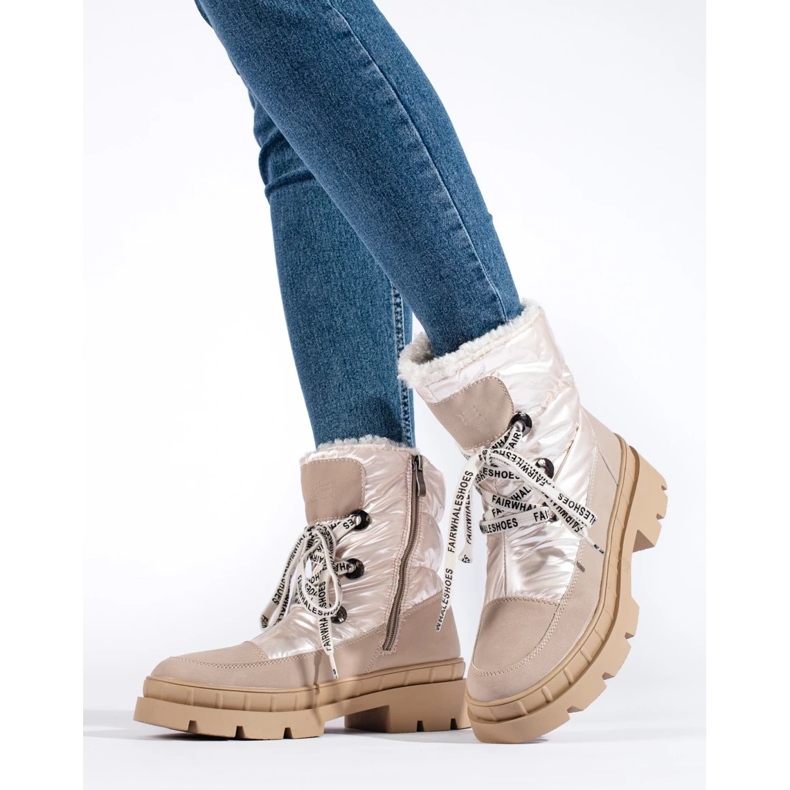 Botas de nieve de mujer beige con pelo 1