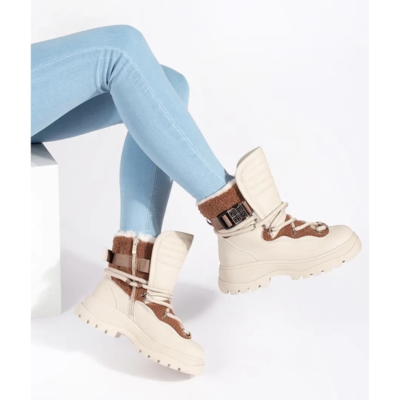 Seastar Botas de nieve de mujer beige con pelo sobre suela gruesa. 2 Seastar Botas de nieve de mujer beige con pelo sobre suela gruesa. 2