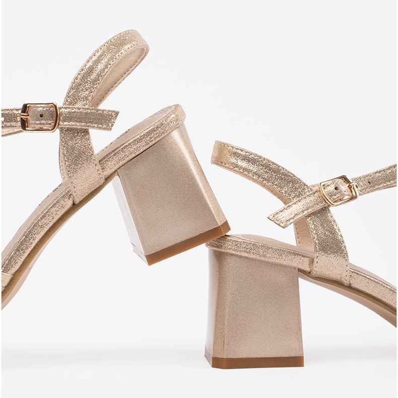 Goodin Sandalias doradas elegantes en un poste bajo dorado 1 Goodin Sandalias doradas elegantes en un poste bajo dorado 1