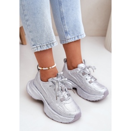 Zapatillas de deporte para mujeres decoradas con circones de plata 6