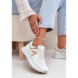Zapatos deportivos femeninos con beige de cuero ecológico 7