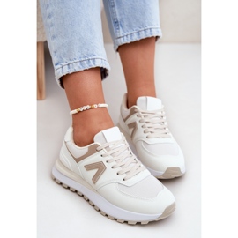 Zapatos deportivos femeninos con beige de cuero ecológico 8
