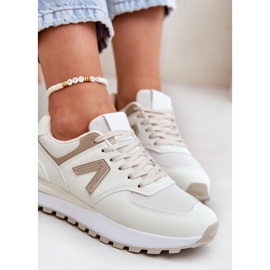 Zapatos deportivos femeninos con beige de cuero ecológico 9