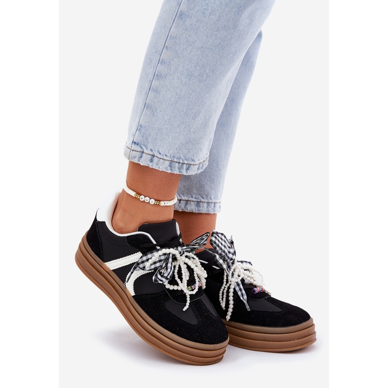 Zapatillas para mujeres en la plataforma con decoraciones negras negro 1
