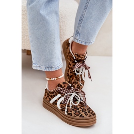 Zapatillas para mujeres con estampado de leopardo en la plataforma con decoraciones marrones marrón 3