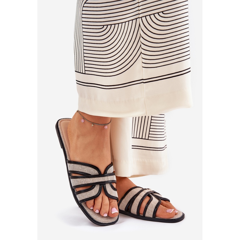 Flip plates de beige-negros para mujeres clásicas 1