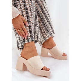 Zapatillas para mujeres en la publicación y la plataforma beige 6