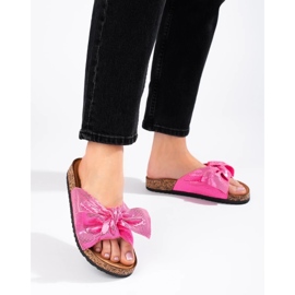 Cómodas chanclas con lazo rosado 4