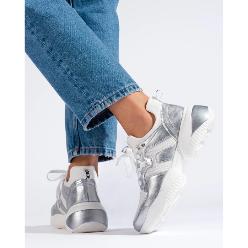 Weide Zapatillas blancas y plateadas blanco 1