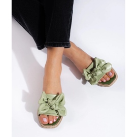 Pantuflas Eco Piel Con Lazo verde 3