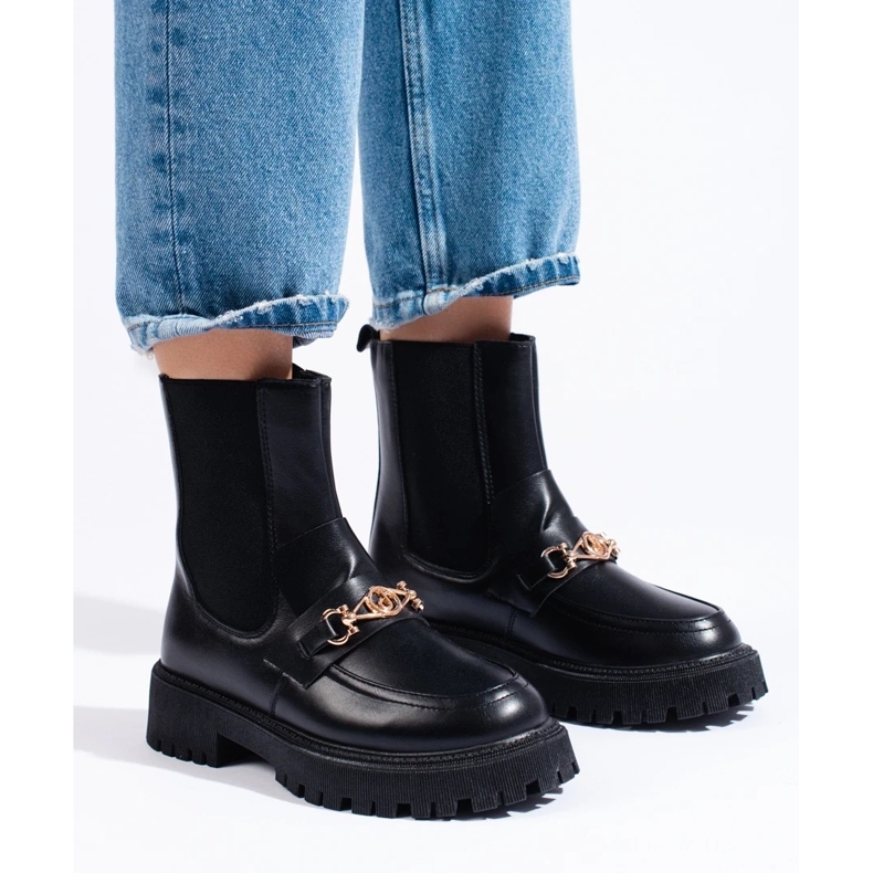 Bolsas sin cordones en la plataforma negro 2