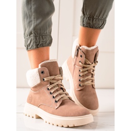 Tramperos con estilo hechos de cuero ecológico beige 2