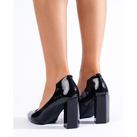 Bombas elegantes negro 2