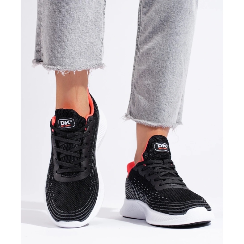 Cómodas zapatillas deportivas DK negro 2