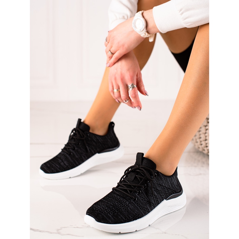 Zapatos negros claros 1